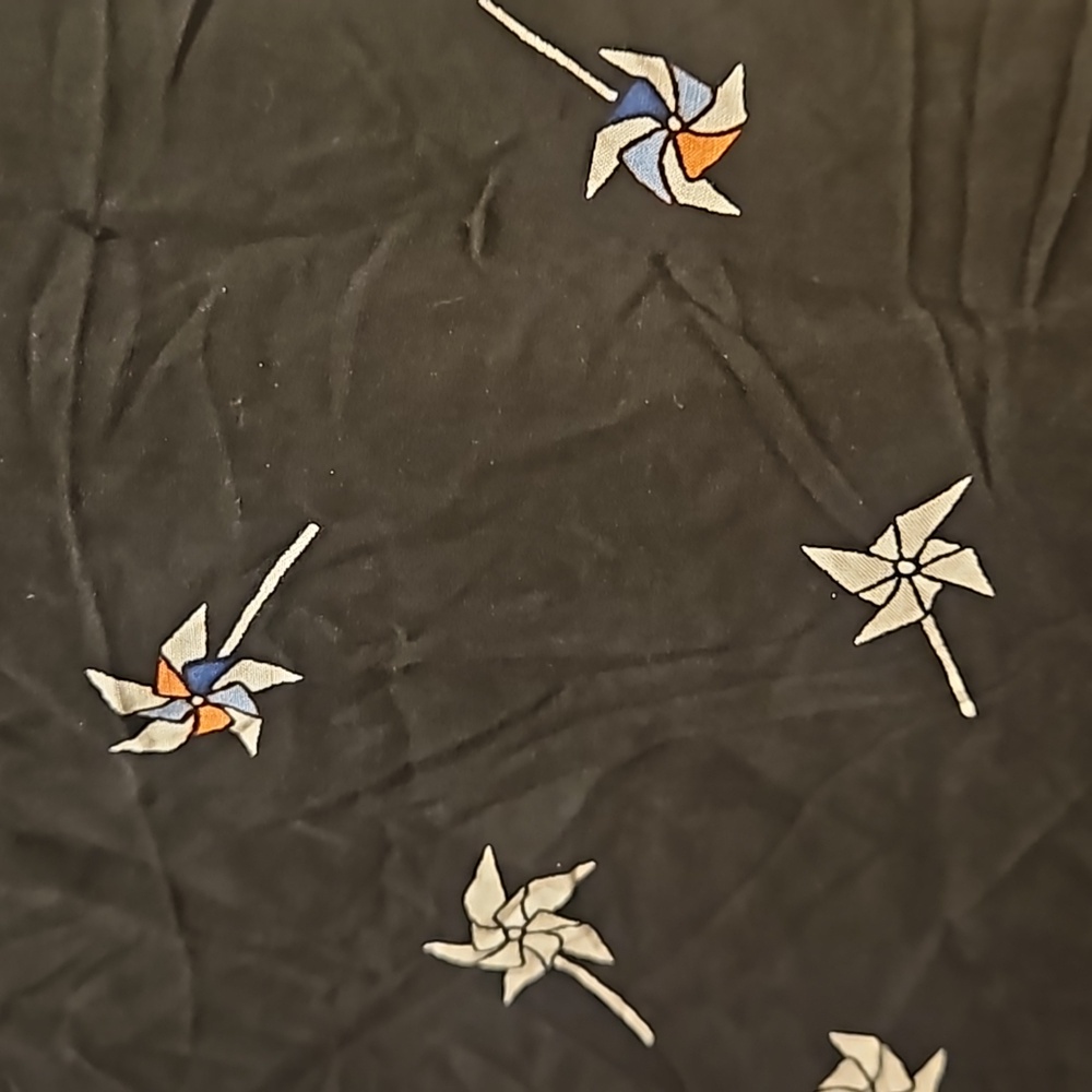 Torrid Pinwheel Shirt - Picture 2 of 5